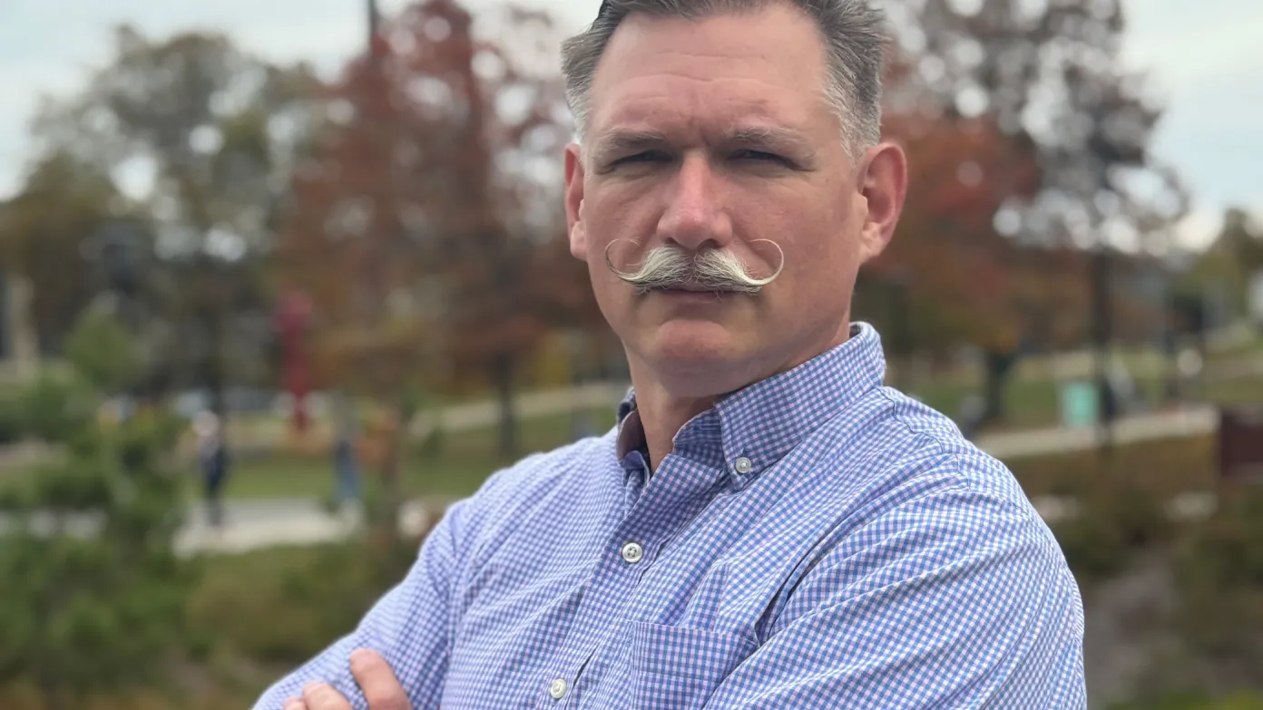 veteran student headshot outside on campus